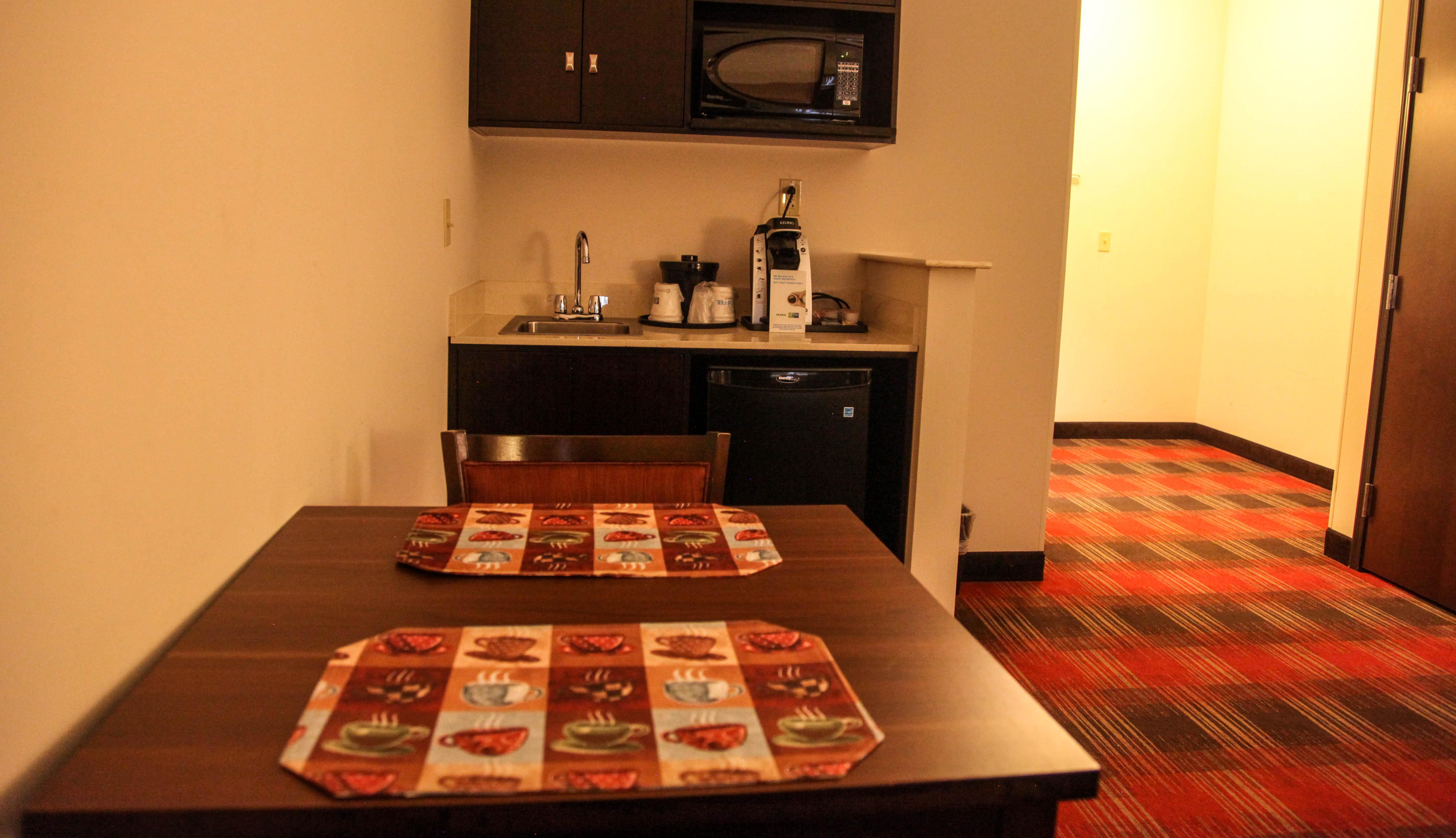 Holiday Inn Express & Suites Cumberland - La Vale By Ihg Extérieur photo
